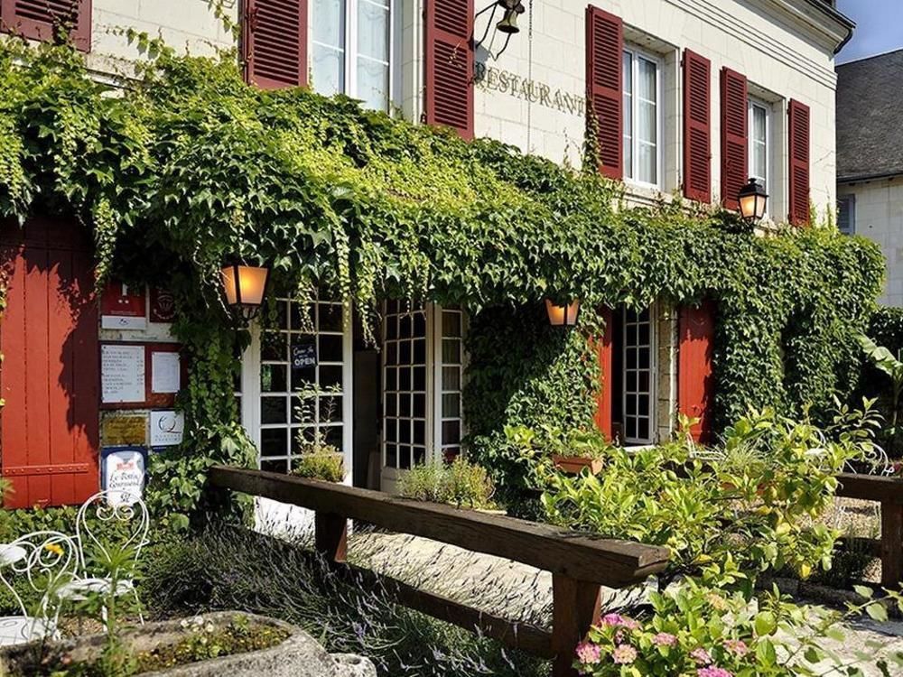 Logis Hotel Auberge De L'Ecole 퐁르보이 외부 사진